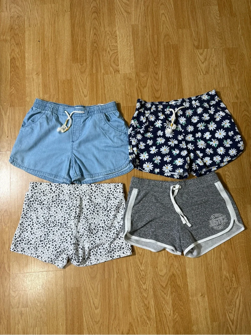 Lots of 4 Girls Shorts - 3 Old Navy - 1 Justice Active - Size 12/14